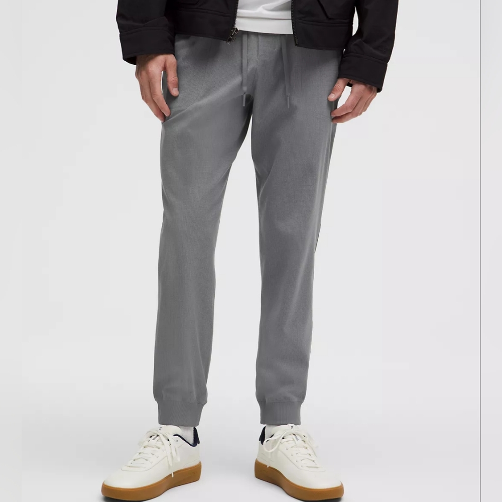 Lululemon- ABC WovenAir Regular Jogger